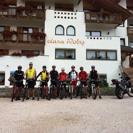 Ciasa Roby San Cassiano (Badia)