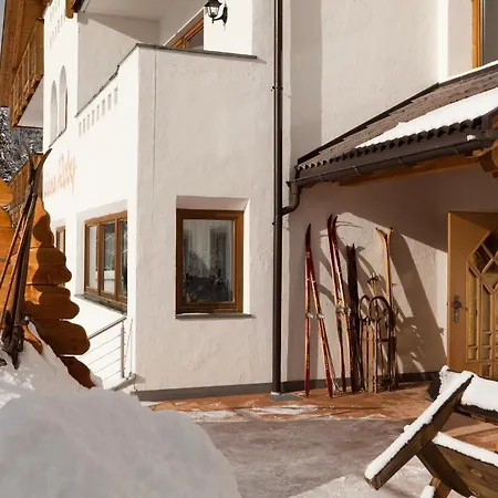 Ciasa Roby San Cassiano (Badia)
