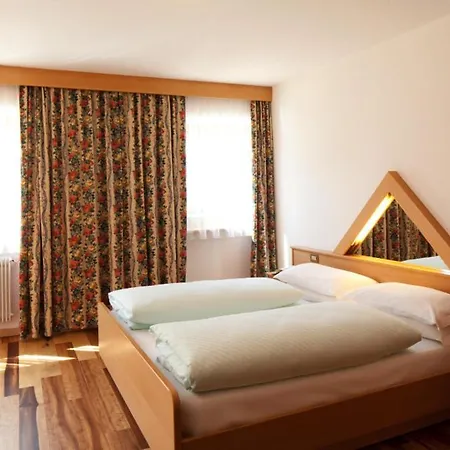 Ciasa Roby 3* San Cassiano (Badia)
